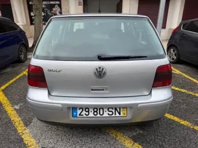 Vendo Volkswagen Golf 2001 - 3250 EUR, 147000 km - AUTO.MOTO.pt