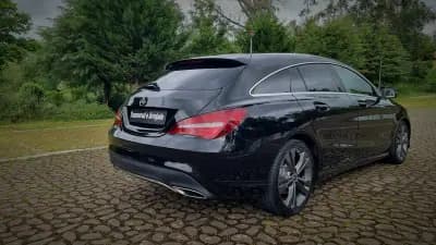 Vendo Mercedes-Benz CLA 200 2018 - 24900 EUR, 141000 km - AUTO.MOTO.pt