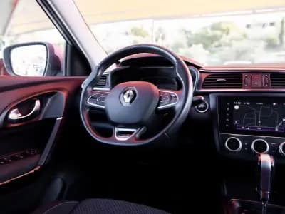 Vendo Renault Kadjar 2020 - 19500 EUR, 151000 km - AUTO.MOTO.pt