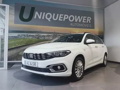 Vendo Fiat Tipo Station Wagon 2021 - 11490 EUR, 139989 km - AUTO.MOTO.pt
