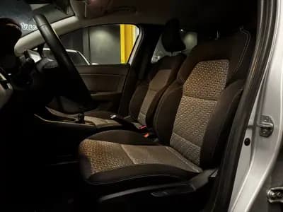 Sell Renault Clio 2023 - 14990 EUR, 109400 km - AUTO.MOTO.pt