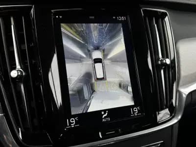 Vendo Volvo V90 2017 - 25490 EUR, 117800 km - AUTO.MOTO.pt