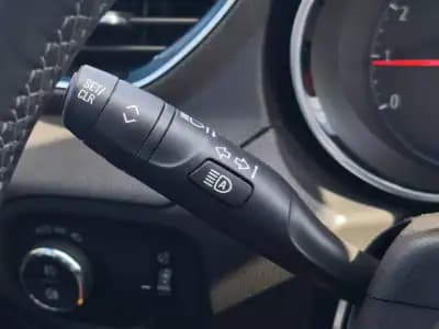 Sell Opel Grandland X 2020 - 17990 EUR, 65073 km - AUTO.MOTO.pt