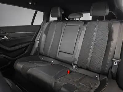 Vendo Peugeot 508 2020 - 22450 EUR, 139000 km - AUTO.MOTO.pt