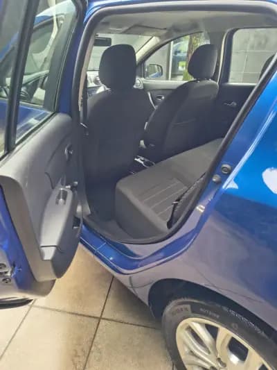 Vendo Dacia Sandero 2020 - 10400 EUR, 108000 km - AUTO.MOTO.pt