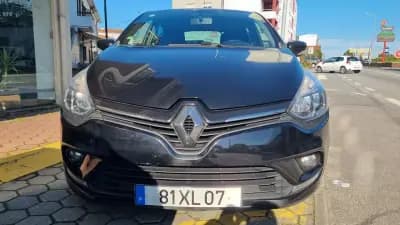 Vendo Renault Clio 2019 - 11900 EUR, 116904 km - AUTO.MOTO.pt