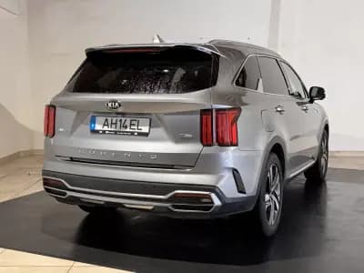 Sell Kia Sorento 2021 - 37900 EUR, 116815 km - AUTO.MOTO.pt