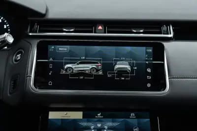 Vendo Land Rover Range Rover Velar 2025 - 55950 EUR, 51000 km - AUTO.MOTO.pt