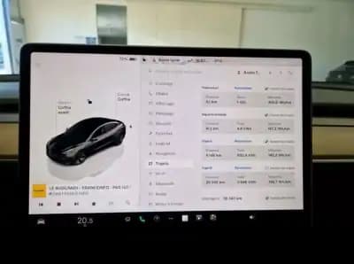 Vendo Tesla Model 3 2022 - 28500 EUR, 38350 km - AUTO.MOTO.pt