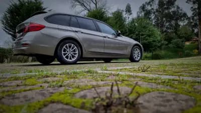 Sell BMW 318 2017 - 22450 EUR, 147000 km - AUTO.MOTO.pt