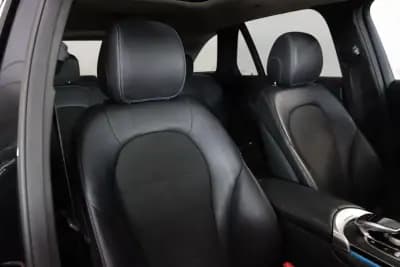 Sell Mercedes-Benz GLC 350 2017 - 39900 EUR, 90000 km - AUTO.MOTO.pt