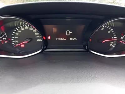 Sell Peugeot 308 SW 2019 - 12990 EUR, 147066 km - AUTO.MOTO.pt