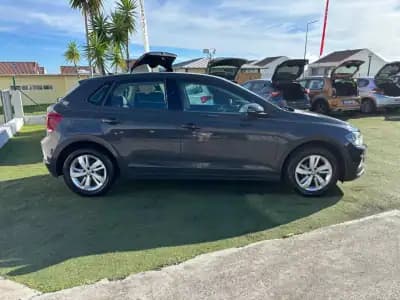 Vendo Volkswagen Polo 2018 - 17990 EUR, 58112 km - AUTO.MOTO.pt