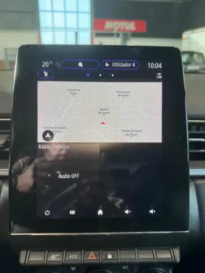 Vendo Renault Captur 2021 - 19250 EUR, 90487 km - AUTO.MOTO.pt