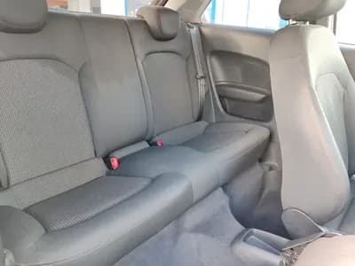 Vendo Audi A1 2010 - 11990 EUR, 196000 km - AUTO.MOTO.pt