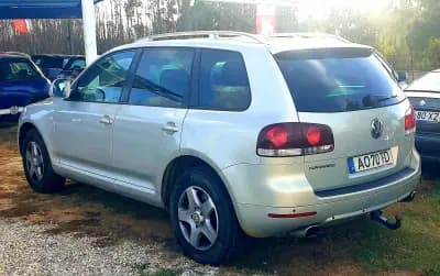 Vendo Volkswagen Touareg 2007 - 18990 EUR, 298000 km - AUTO.MOTO.pt