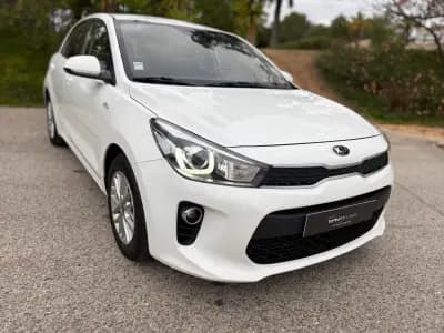 Vendo Kia Rio 2017 - 9899 EUR, 60000 km - AUTO.MOTO.pt