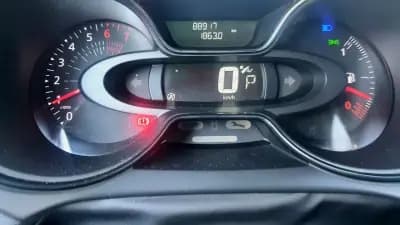 Vendo Renault Captur 2018 - 15800 EUR, 84000 km - AUTO.MOTO.pt