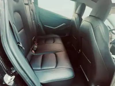 Vendo Tesla Model 3 2022 - 28500 EUR, 38350 km - AUTO.MOTO.pt