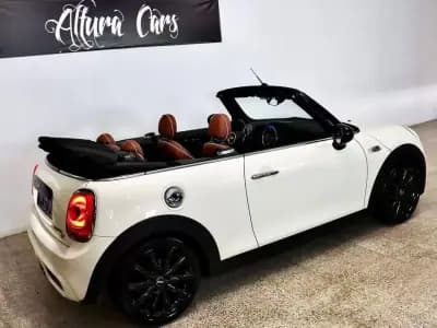 Vendo MINI 2017 - 24900 EUR, 80000 km - AUTO.MOTO.pt