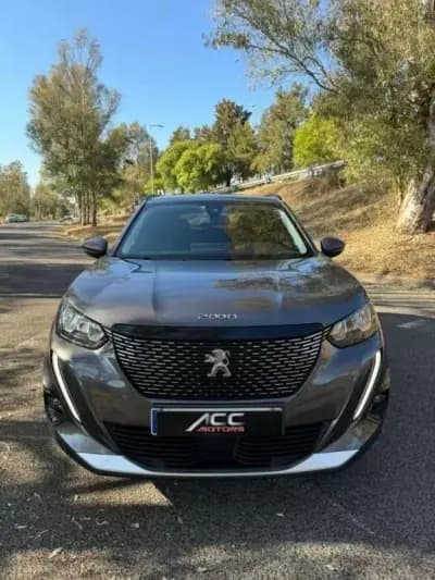 Vendo Peugeot 2008 2020 - 17500 EUR, 140000 km - AUTO.MOTO.pt