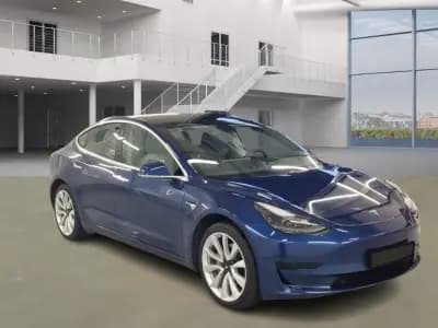 Vendo Tesla Model 3 2020 - 20900 EUR, 110000 km - AUTO.MOTO.pt