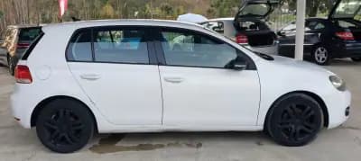 Vendo Volkswagen Golf 2010 - 4500 EUR, 458001 km - AUTO.MOTO.pt