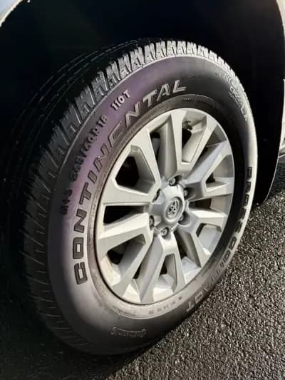 Vendo Toyota Land Cruiser 2015 - 59900 EUR, 145722 km - AUTO.MOTO.pt