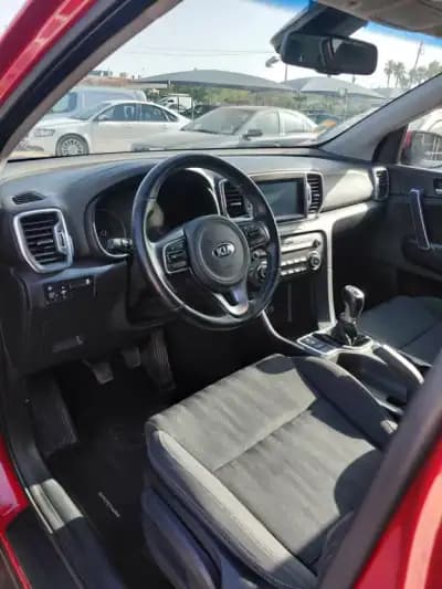 Sell Kia Sportage 2018 - 18900 EUR, 124000 km - AUTO.MOTO.pt