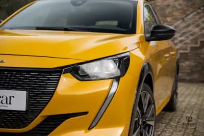 Vendo Peugeot e-208 2023 - 17900 EUR, 25000 km - AUTO.MOTO.pt