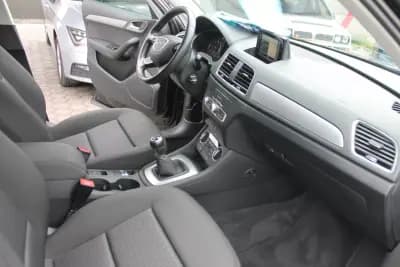 Vendo Audi Q3 2016 - 19990 EUR, 179900 km - AUTO.MOTO.pt