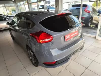 Vendo Ford Focus 2015 - 20500 EUR, 125550 km - AUTO.MOTO.pt