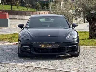 Vendo Porsche Panamera 2017 - 58990 EUR, 114000 km - AUTO.MOTO.pt