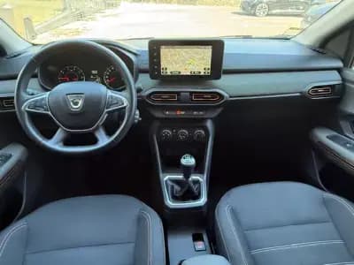 Vendo Dacia Sandero 2022 - 14500 EUR, 76000 km - AUTO.MOTO.pt
