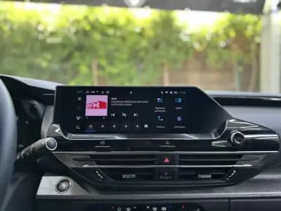 Vendo Citroën C5 X 2023 - 19000 EUR, 97000 km - AUTO.MOTO.pt