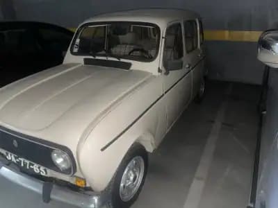 Vendo Renault 4 1985 - 4750 EUR, 170000 km - AUTO.MOTO.pt