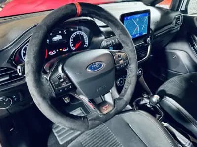 Sell Ford Fiesta 2019 - 21990 EUR, 151232 km - AUTO.MOTO.pt