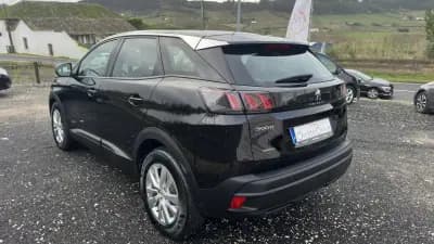 Vendo Peugeot 3008 2021 - 21800 EUR, 67000 km - AUTO.MOTO.pt