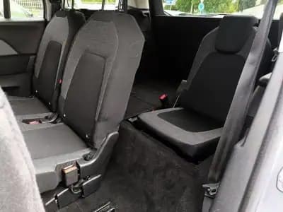 Sell Citroën C4 Spacetourer 2019 - 19900 EUR, 90359 km - AUTO.MOTO.pt