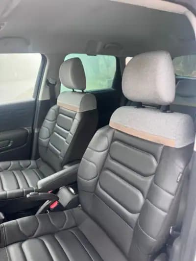 Sell Citroën C3 Aircross 2021 - 15250 EUR, 180999 km - AUTO.MOTO.pt