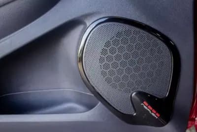 Vendo Renault Clio 2019 - 13900 EUR, 138500 km - AUTO.MOTO.pt