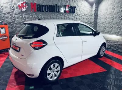 Vendo Renault Zoe 2022 - 14500 EUR, 74418 km - AUTO.MOTO.pt