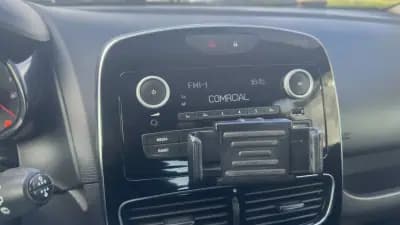 Sell Renault Clio 2016 - 10490 EUR, 141000 km - AUTO.MOTO.pt