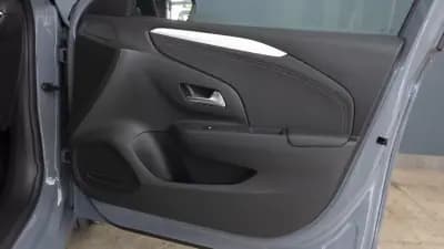 Sell Opel Corsa 2025 - 19900 EUR, 25000 km - AUTO.MOTO.pt