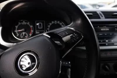 Sell Skoda Fabia 2021 - 10999 EUR, 120000 km - AUTO.MOTO.pt