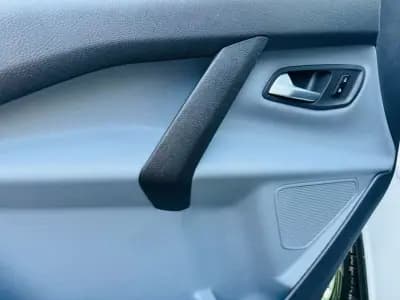 Vendo Ford Transit Custom 2016 - 24500 EUR, 217344 km - AUTO.MOTO.pt