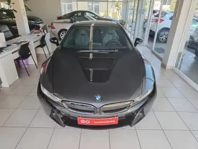 Sell BMW i8 2017 - 65500 EUR, 96600 km - AUTO.MOTO.pt