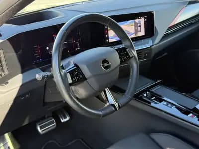 Vendo Opel Astra 2022 - 23990 EUR, 77000 km - AUTO.MOTO.pt