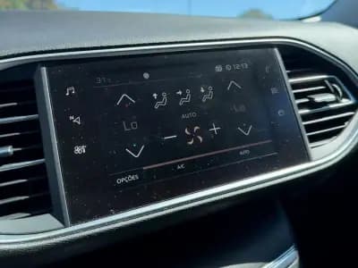 Vendo Peugeot 308 SW 2017 - 13990 EUR, 130000 km - AUTO.MOTO.pt