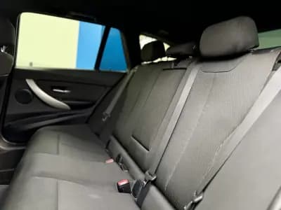 Vendo BMW 318 2016 - 17950 EUR, 172000 km - AUTO.MOTO.pt